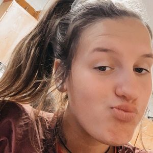 Meet your Posher, Ava